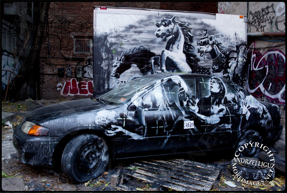 Banksy's artwork opposite Piano's on the Lower East Side that unfortunately disappeared two days before CMJ started © Andrzej Liguz/moreimages.net. Not to be used without permission