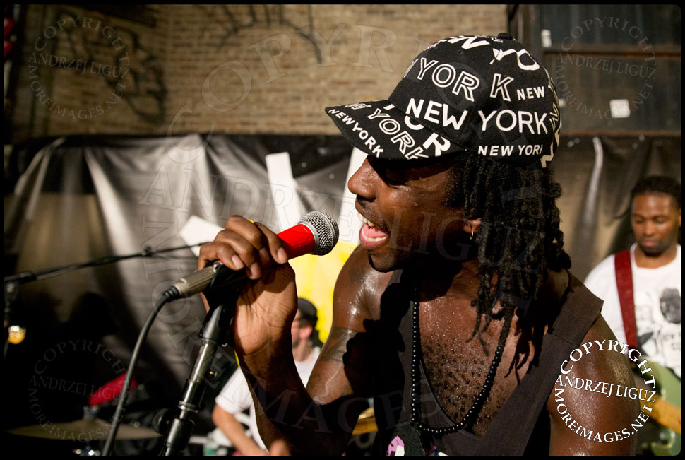 Dev Hynes performing at the Blood Orange party at Alife Rivington © Andrzej Liguz/moreimages.net. Not to be used without permission
