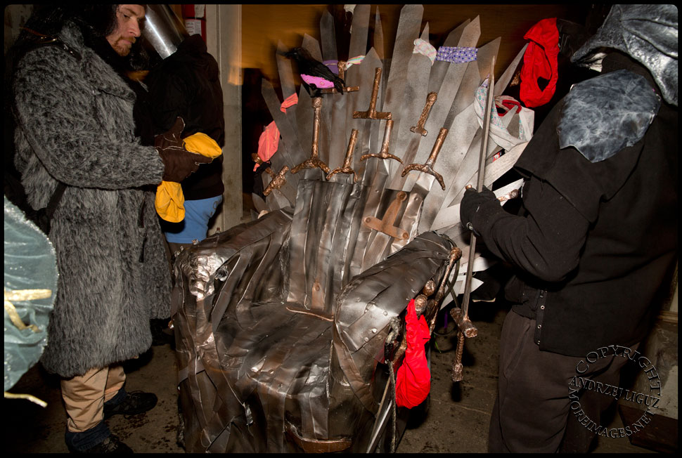 The ‘Game Of Thongs’ Throne Cart at Gowanus Ballroom after the 2013 NYC Idiotarod Race © Andrzej Liguz/moreimages.net. Not to be used without permission