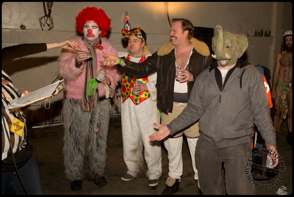 The Master Racers ‘Master Circus’ team receiving their ‘Best Sabotage’ Idiotarod Award at Gowanus Ballroom © Andrzej Liguz/moreimages.net. Not to be used without permission