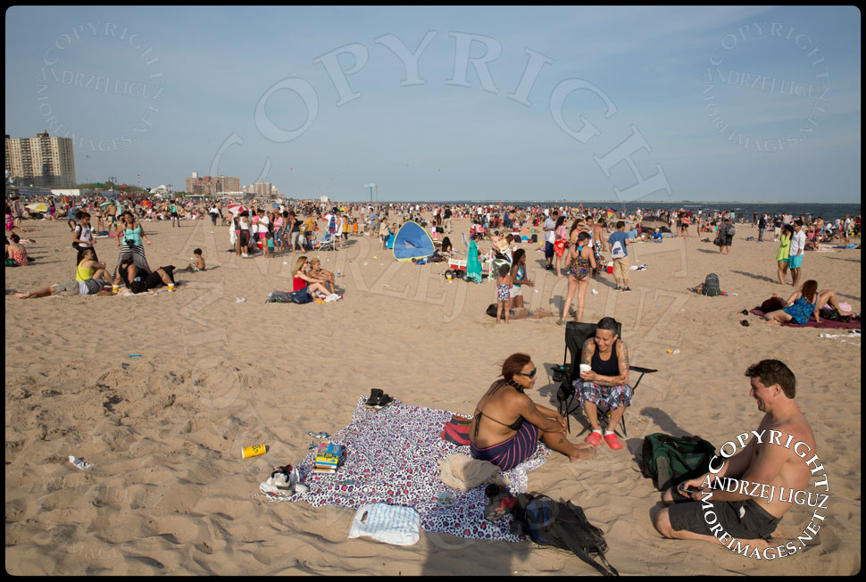 Coney Island Beach 2013 © Andrzej Liguz/moreimages.net. Not to be used without permission