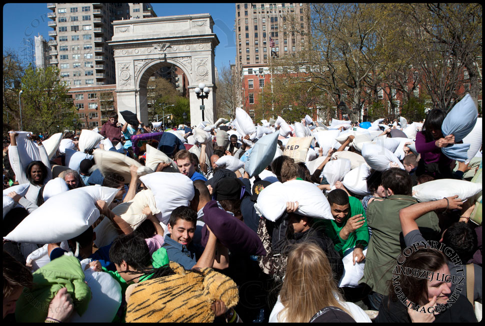 International Pillow Fight Day in NYC © Andrzej Liguz/moreimages.net. Not to be used without permission