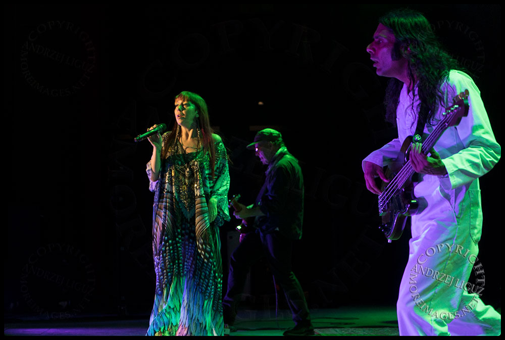 Natalia Clavier with Robbie and Hash at the Greek Theater in LA